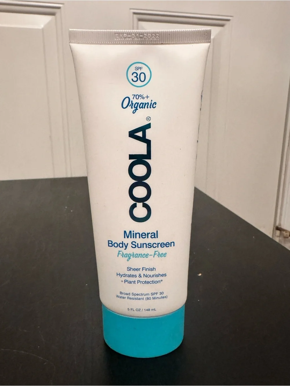 Coola Fragrance Free Mineral Body Sunscreen SPF 30 70%+ Organic 5oz Exp 01/22
